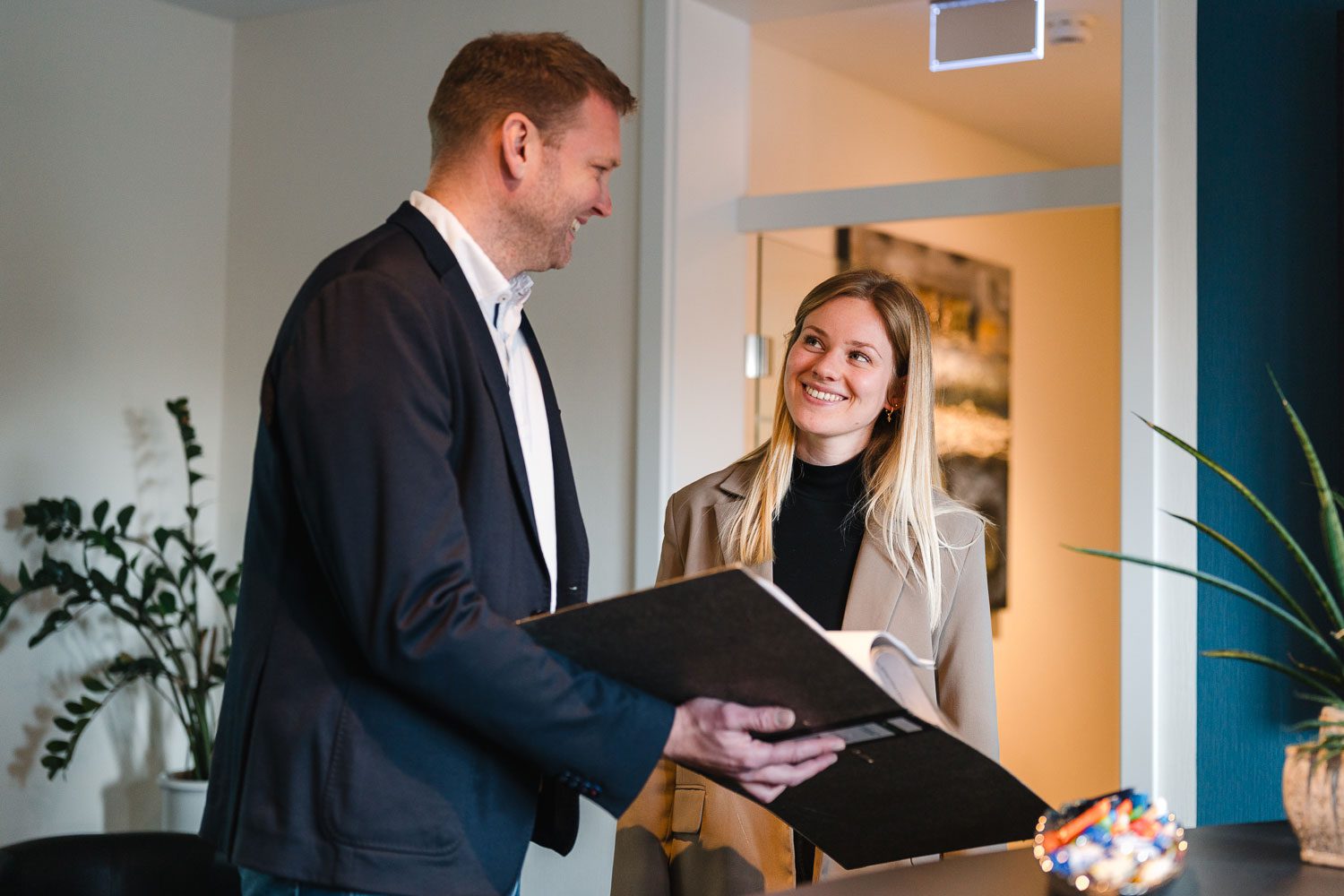 Mitarbeiterszene bei der Kanzlei Lotz und Partner